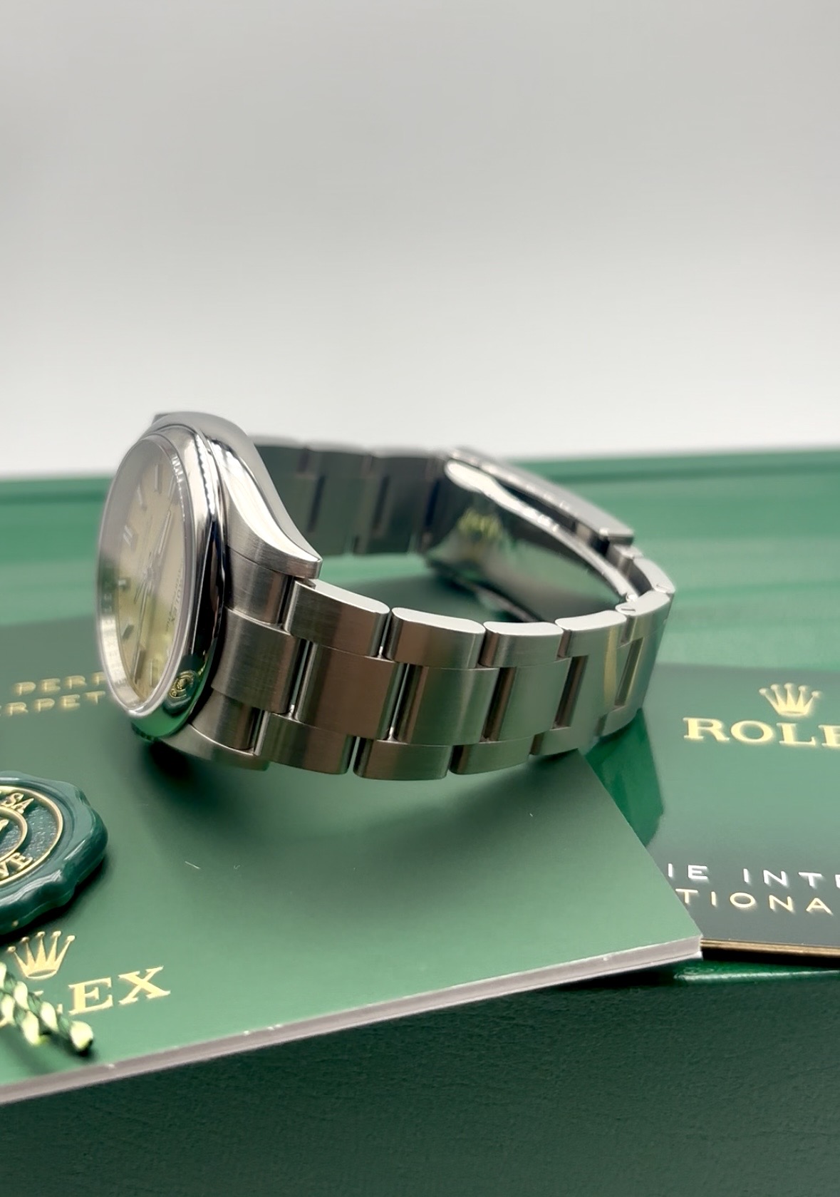 Rolex oyster 2025